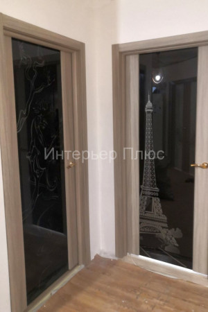Межкомнатные двери со стеклом
